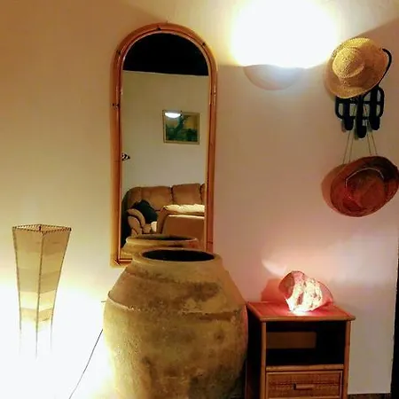 Busketini Dvori