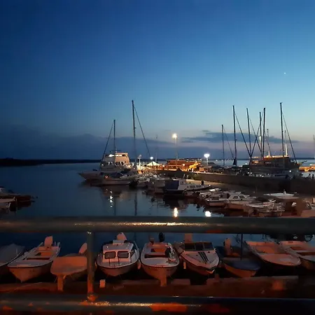 Busketini Dvori * Olib